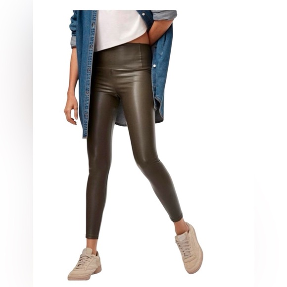 Aritzia Wilfred Free Daria Vegan leather leggings in Olive Green Sz S - Picture 1 of 7